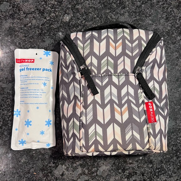 Skip Hop Grab and Go Double Bottle Bag - Picture 1 of 5